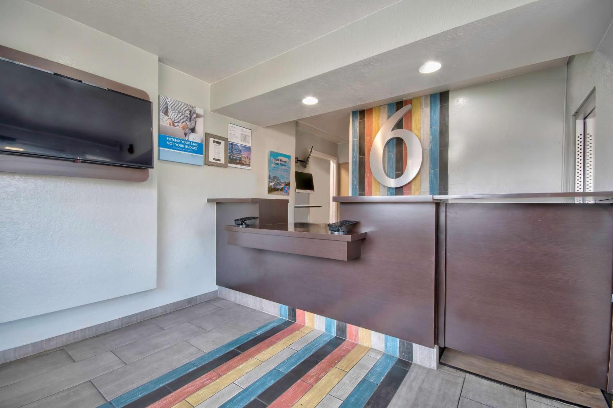 Motel 6-Albuquerque, Nm - Midtown Zewnętrze zdjęcie