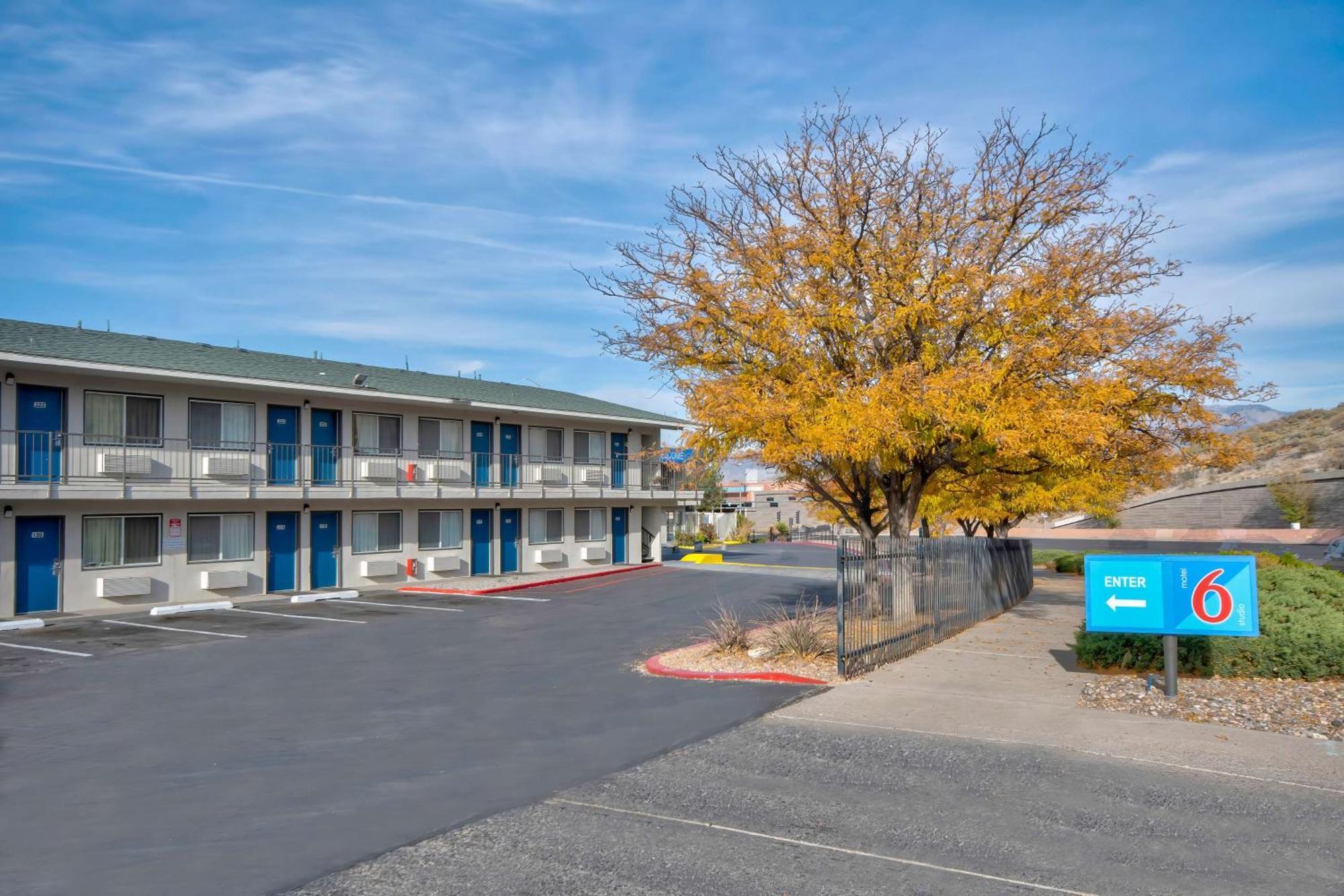 Motel 6-Albuquerque, Nm - Midtown Zewnętrze zdjęcie