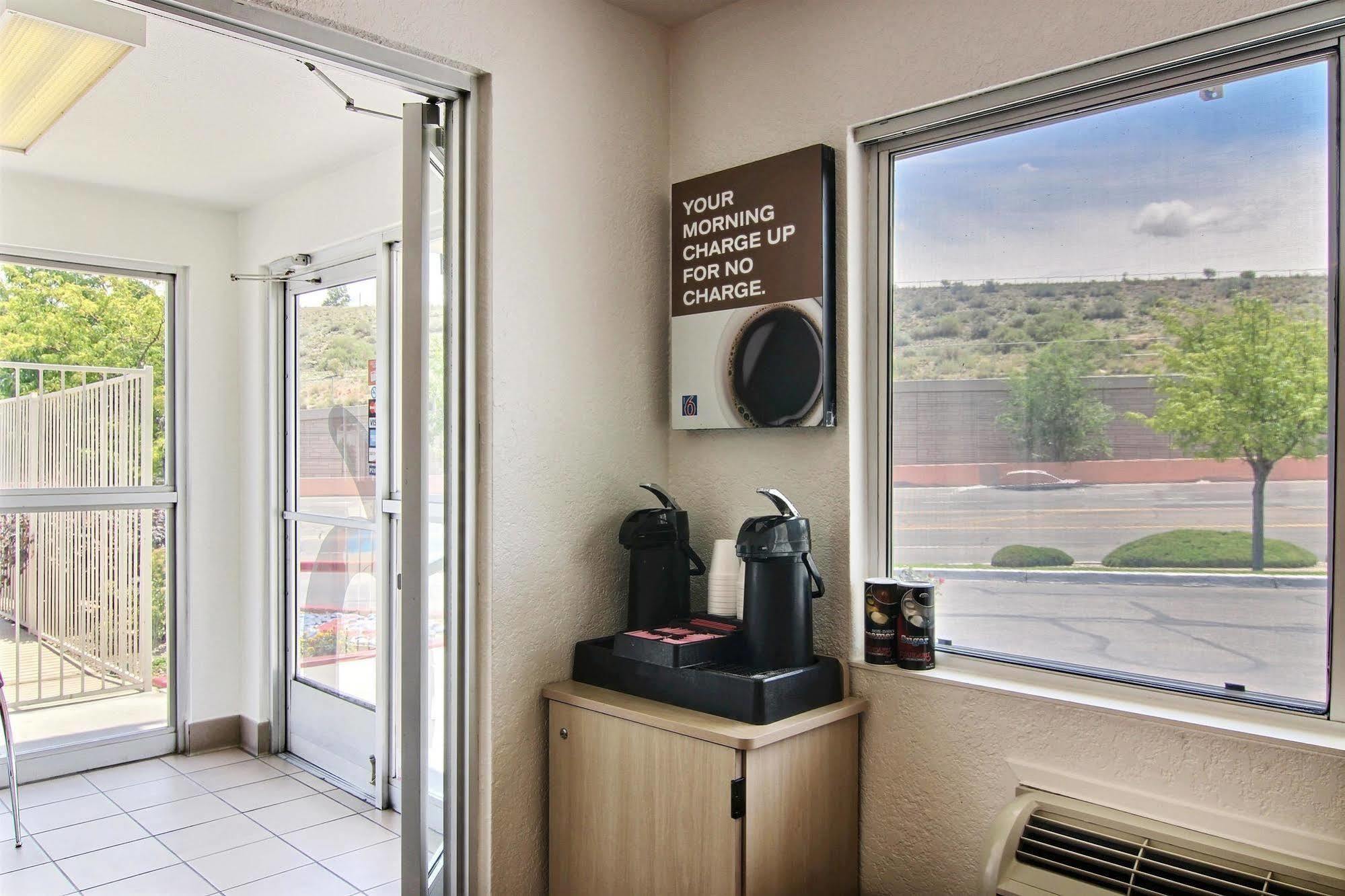 Motel 6-Albuquerque, Nm - Midtown Zewnętrze zdjęcie