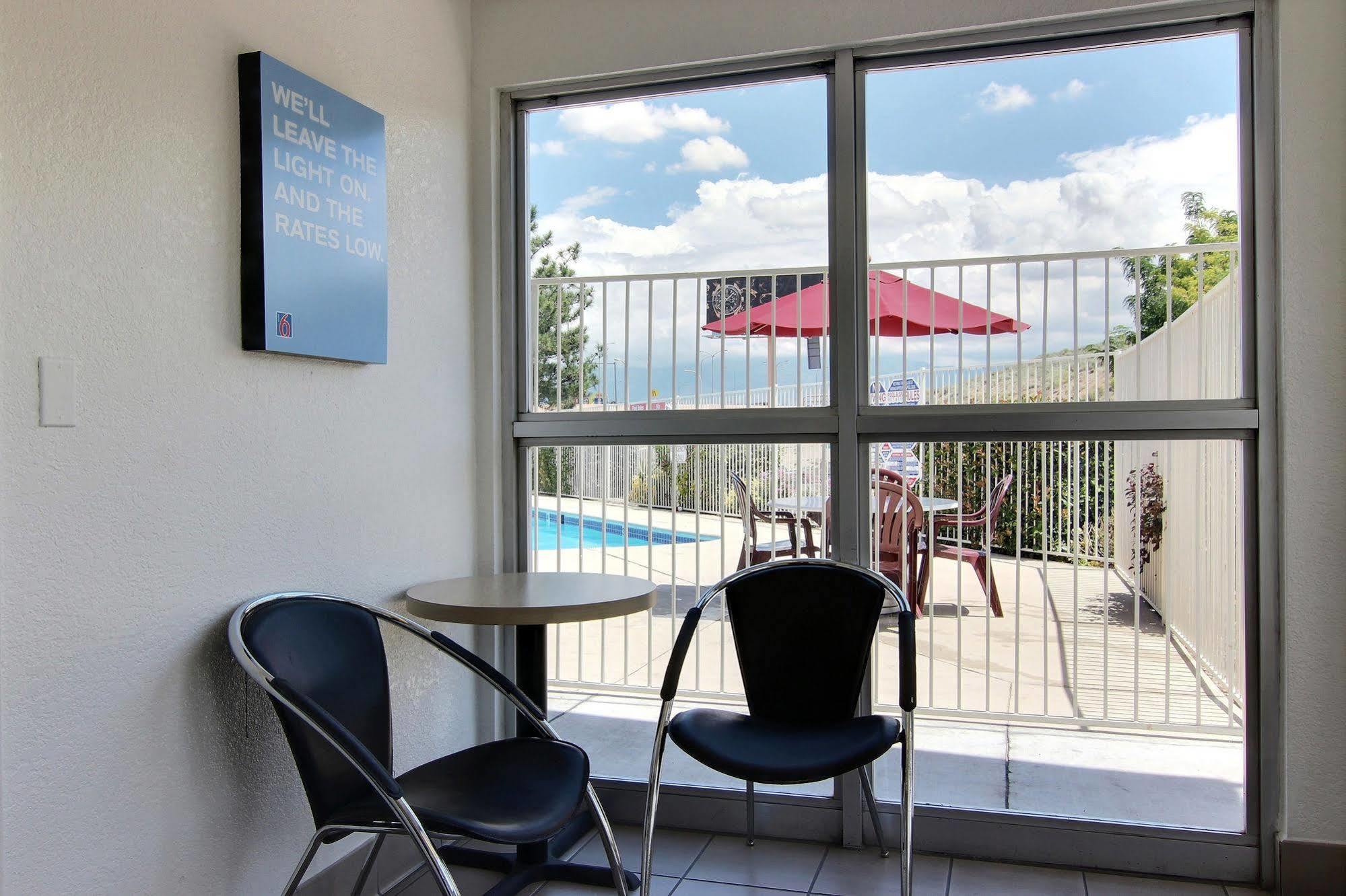 Motel 6-Albuquerque, Nm - Midtown Zewnętrze zdjęcie