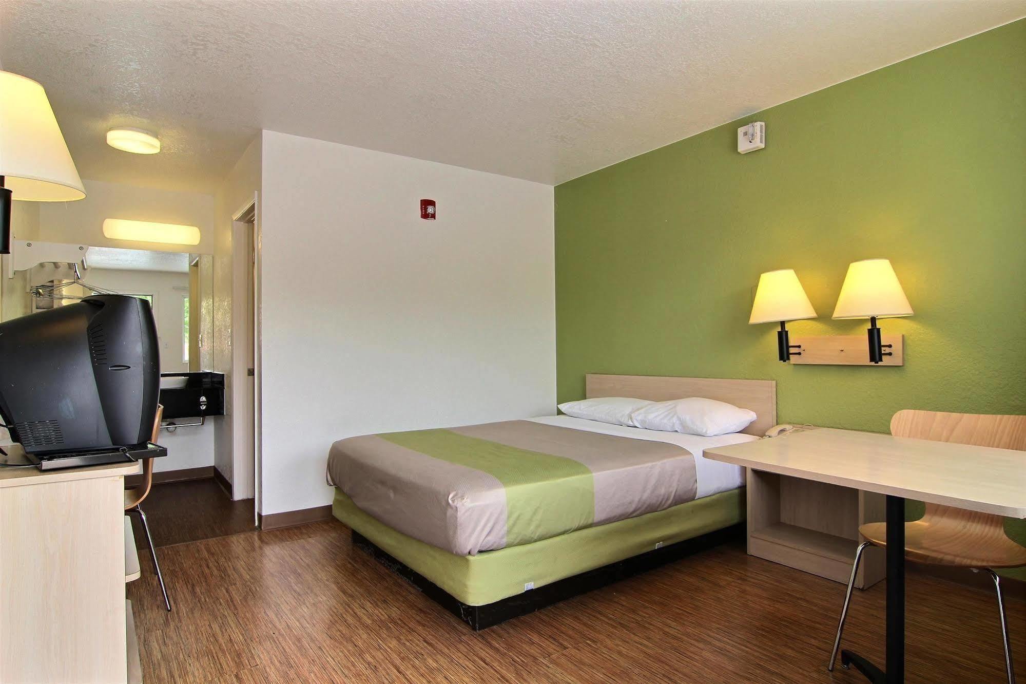 Motel 6-Albuquerque, Nm - Midtown Zewnętrze zdjęcie